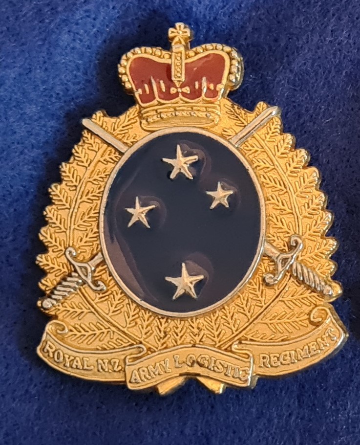 New British Army No2 Dress Piper Qualification/Trade Badge 